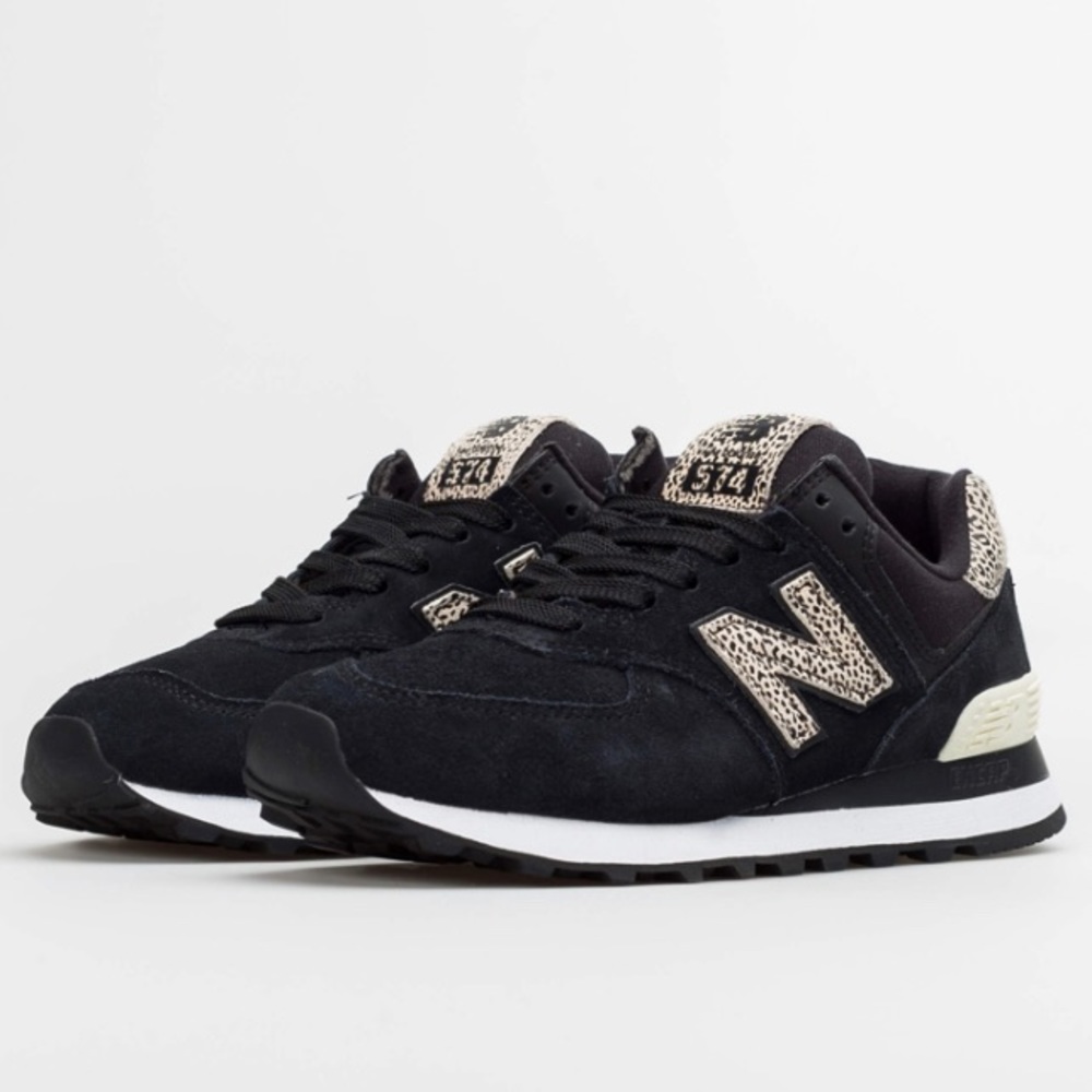 WOMANS NEW BALANCE 10.5